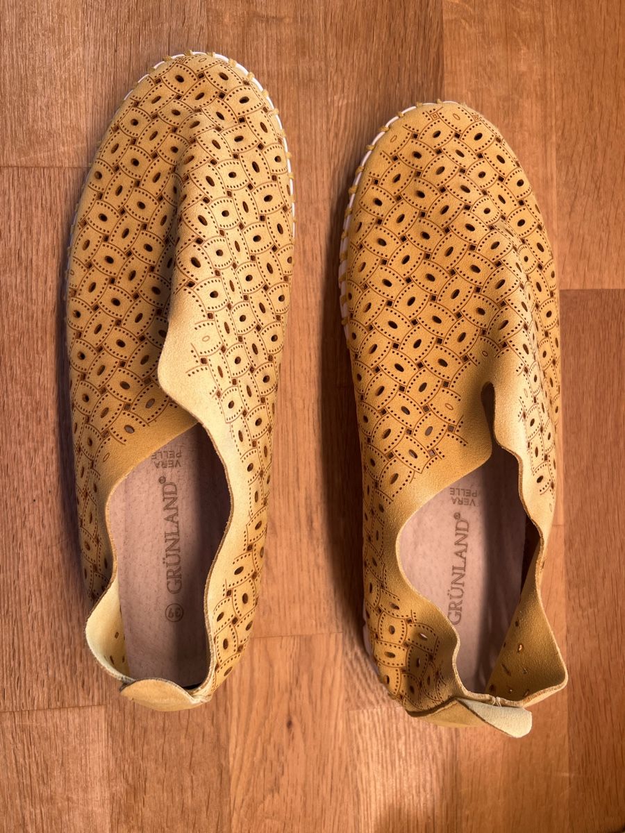 Damenschuhe: Lederschuhe – Neu (gemäss Beschreibung) aus Frenkendorf von KailuaFlower 1