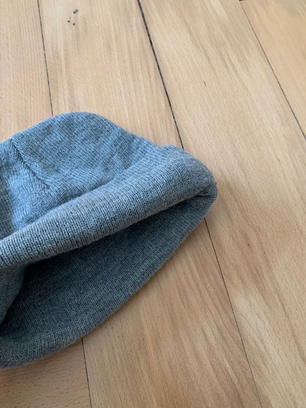 Hüte, Mützen & Caps: Mütze hellgrau warm – Gebraucht aus Zürich von Diazaio 1