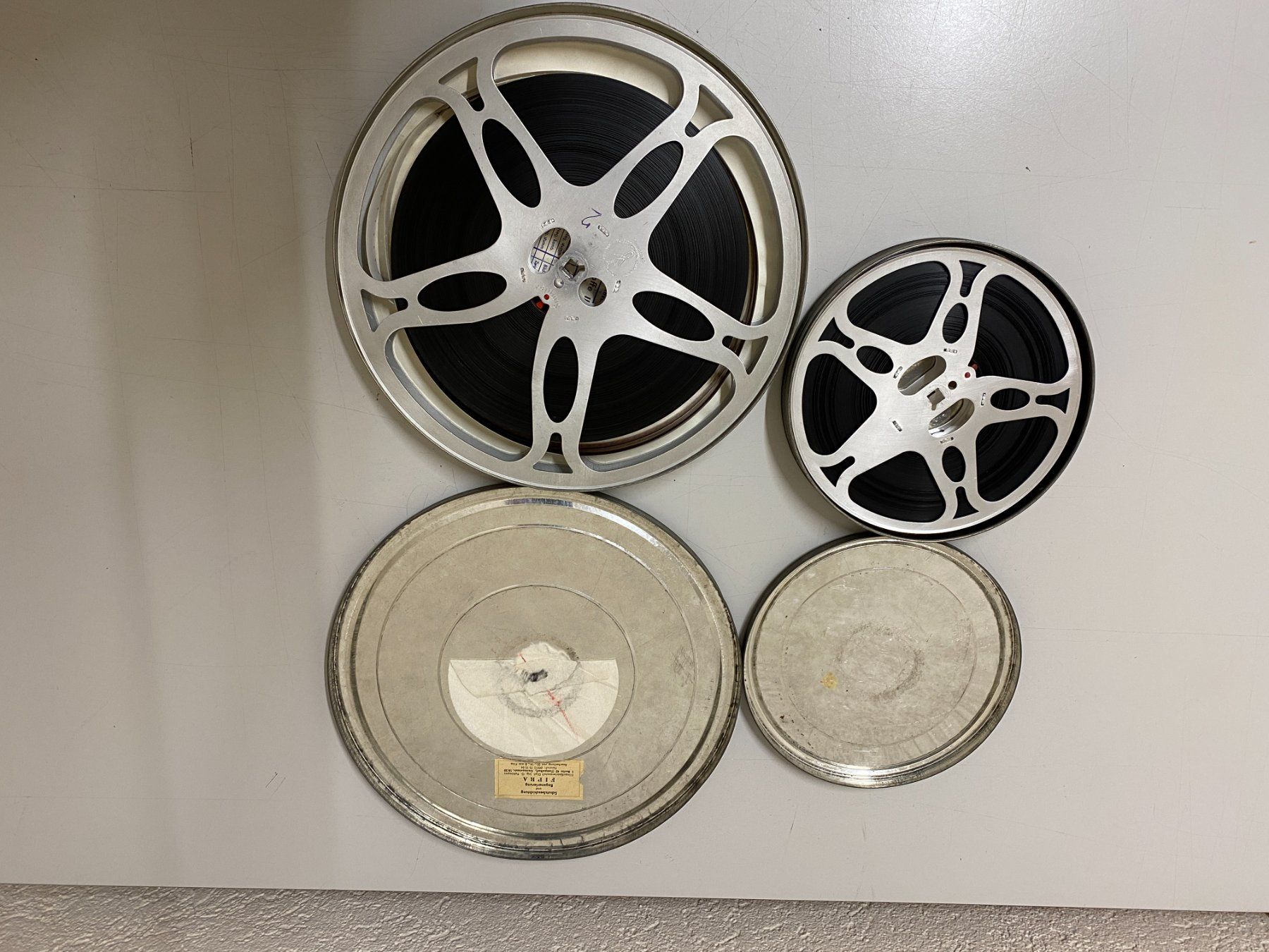 Plaketten & Abzeichen: Filme 16 mm Kunststoffverarbeitung / Griechische Sage – Gebraucht aus Schönenbuch von Laubfrosch05