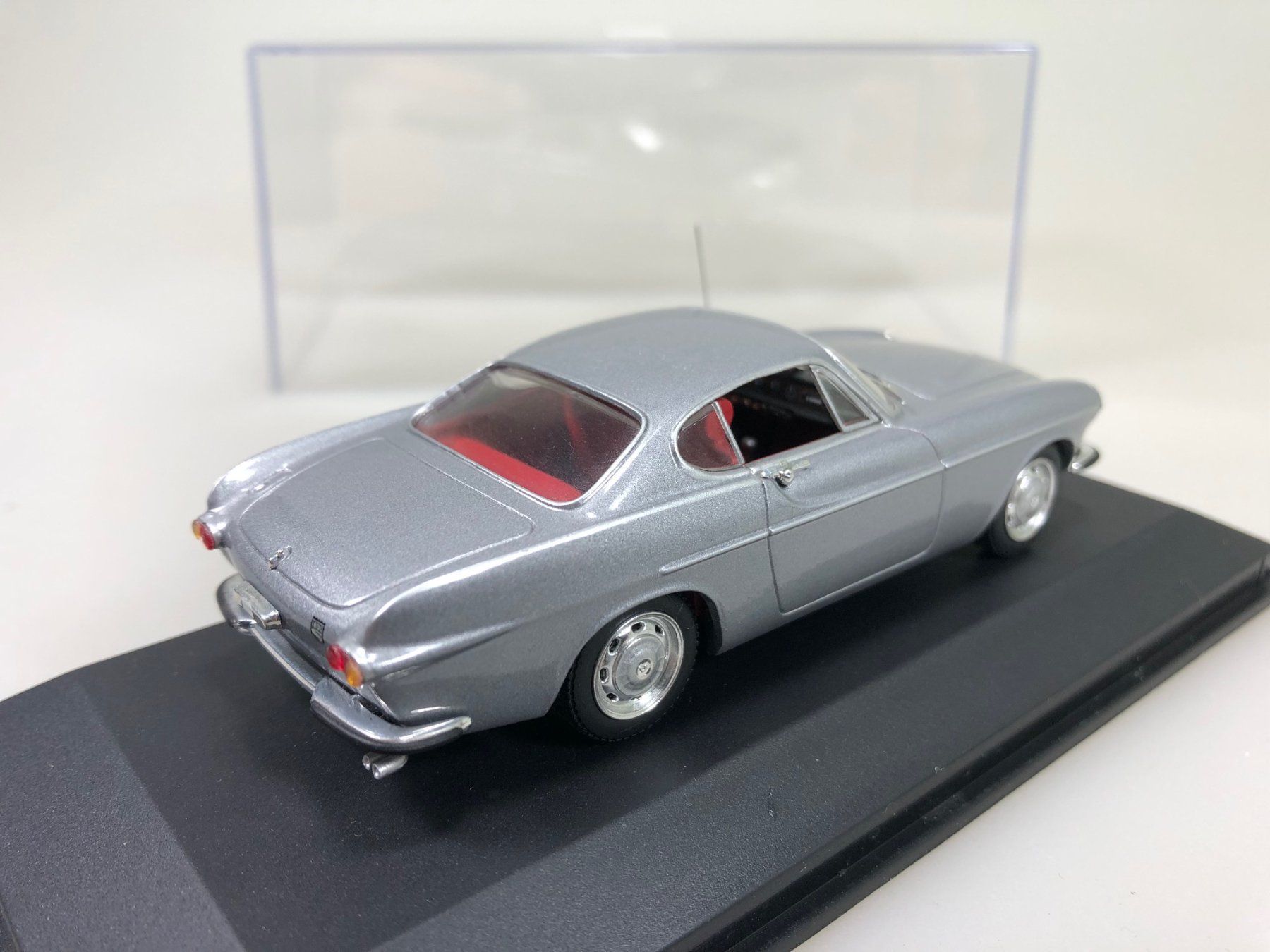 Volvo Modellautos: Volvo P1800 E - Minichamps - 1:43 – Gebraucht aus Widen von Himan 1
