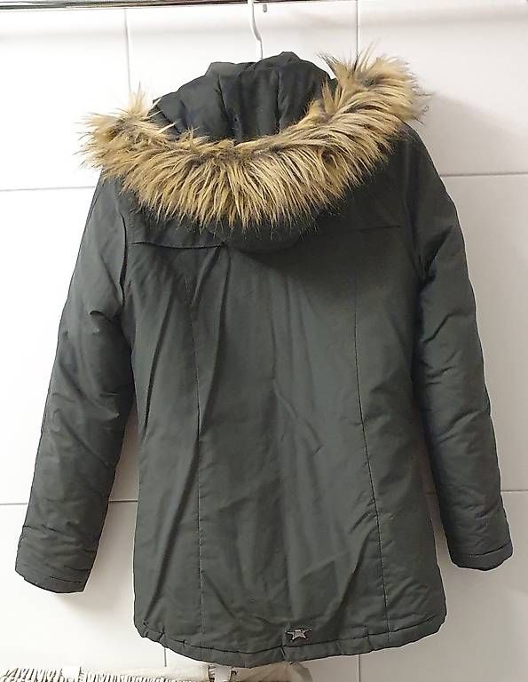 Jacken & Mäntel: Mädchen Winterjacke, grün, Gr. L – Gebraucht aus Baar von Biga3 1