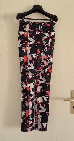 Damenleggings, Grösse S, Reissverschluss und Schlüsselfach