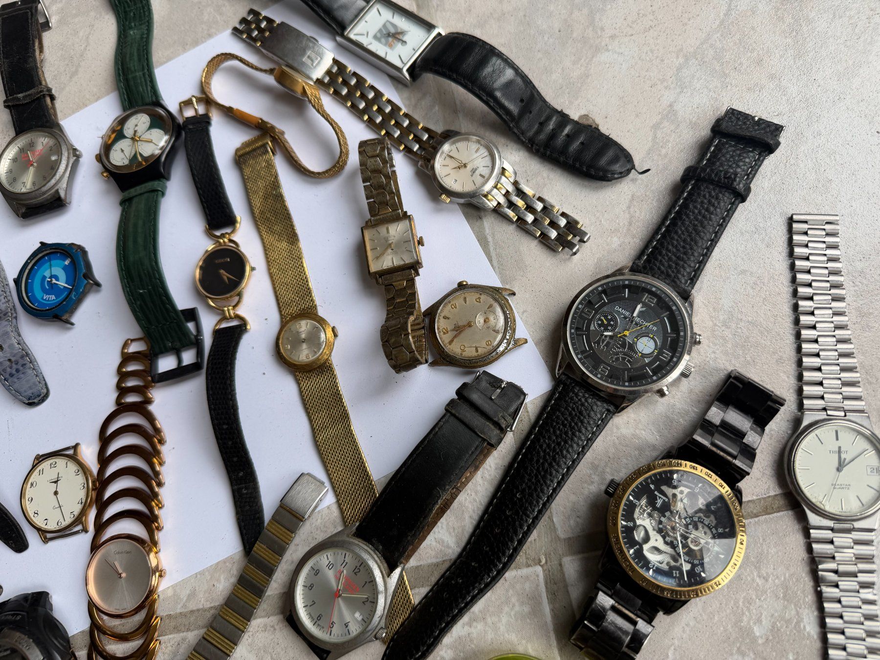 Orologi: Lot Armbanduhren – Difettoso da Worblaufen venduto da chronyves 7