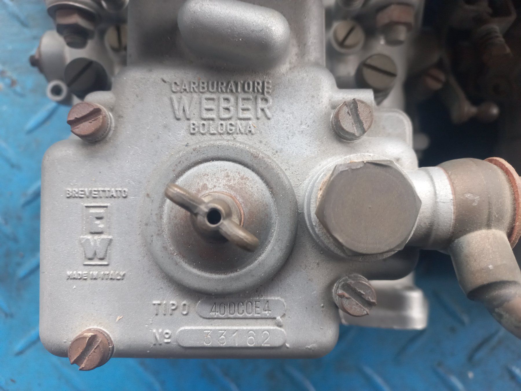 Tutti pezzi di ricambio auto: Oldtimer Vergaser / Doppelvergaser - Anlage WEBER 40DCOE4 – Usato da CH - DULLIKEN venduto da classiccarpartsstore 4