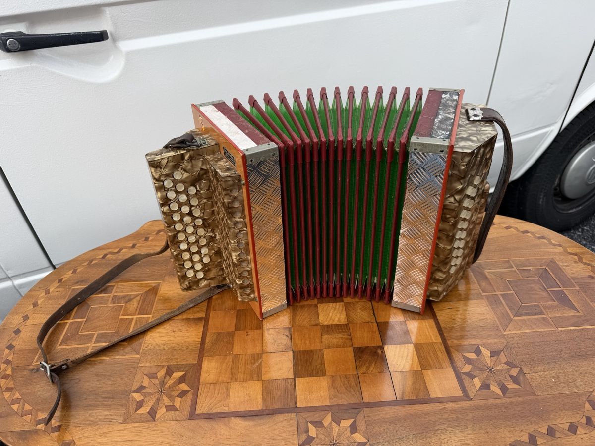 Strumenti musicali: Schwyzerörgeli Rud.Stalder – Usato da Domdidier venduto da Watch3210 3