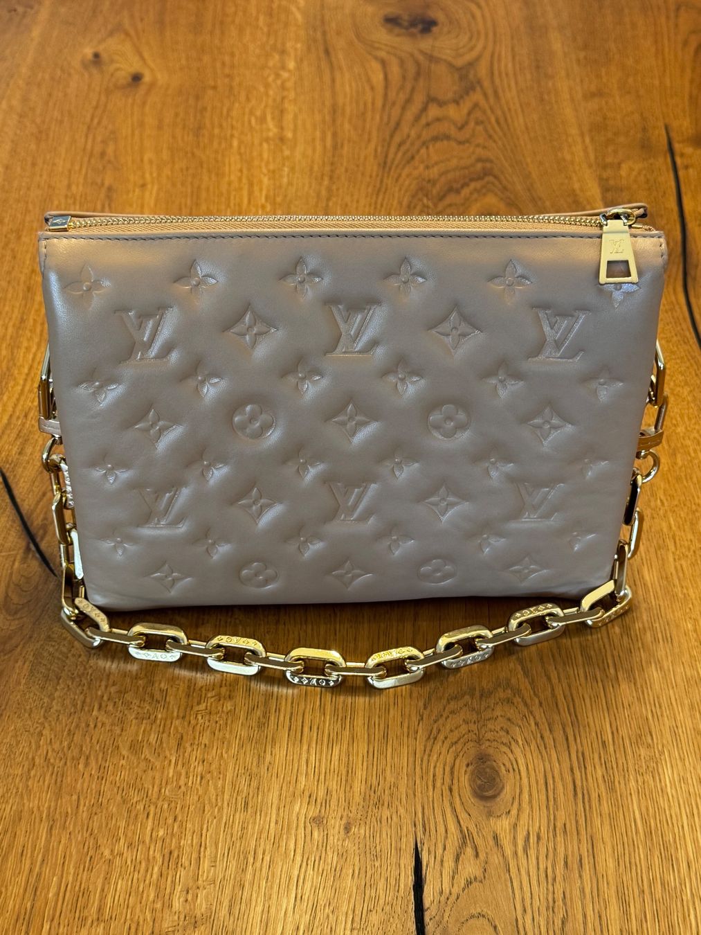 Louis Vuitton Borse da donna: Louis Vuitton Coussin PM Tasche – Nuovo (secondo la descrizione) da Sissach venduto da Da.Do.ch 1