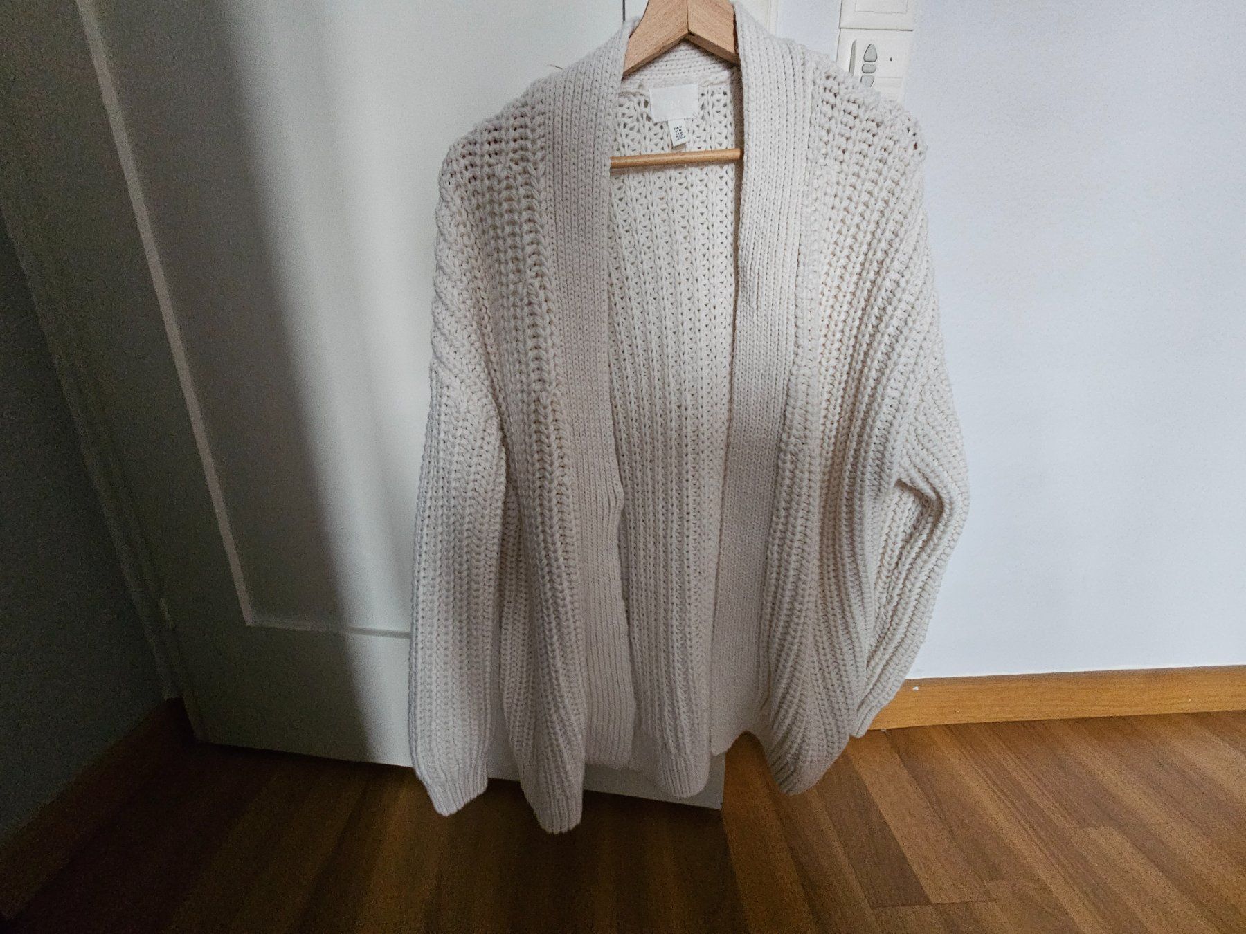 Giacche: Strickjacken 2 strickjacken in weiss und schwarz – Nuovo (secondo la descrizione) da Basel venduto da NyGrow 3