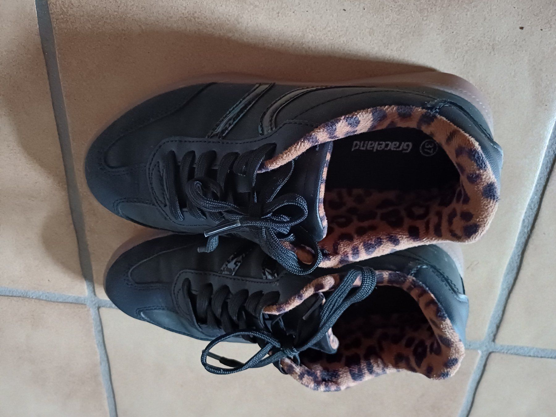 Graceland Scarpe da donna: Sneaker Graceland – Nuovo (secondo la descrizione) da Diessenhofen venduto da cha_hn9x 2