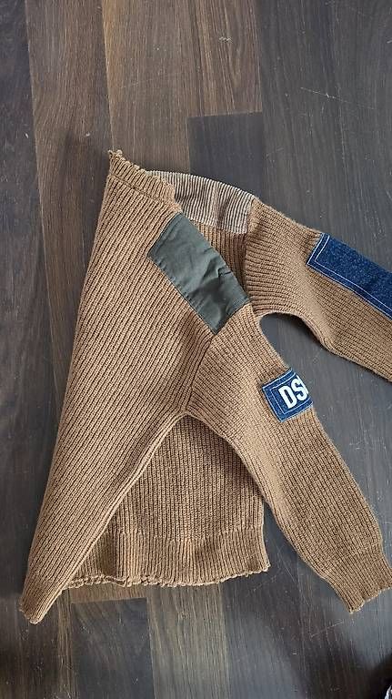 Pullover & Sweatshirts: DSQUARED2 Strickpullover - 10Y / Gratisversand – Gebraucht aus Zürich von Tornadorey 2