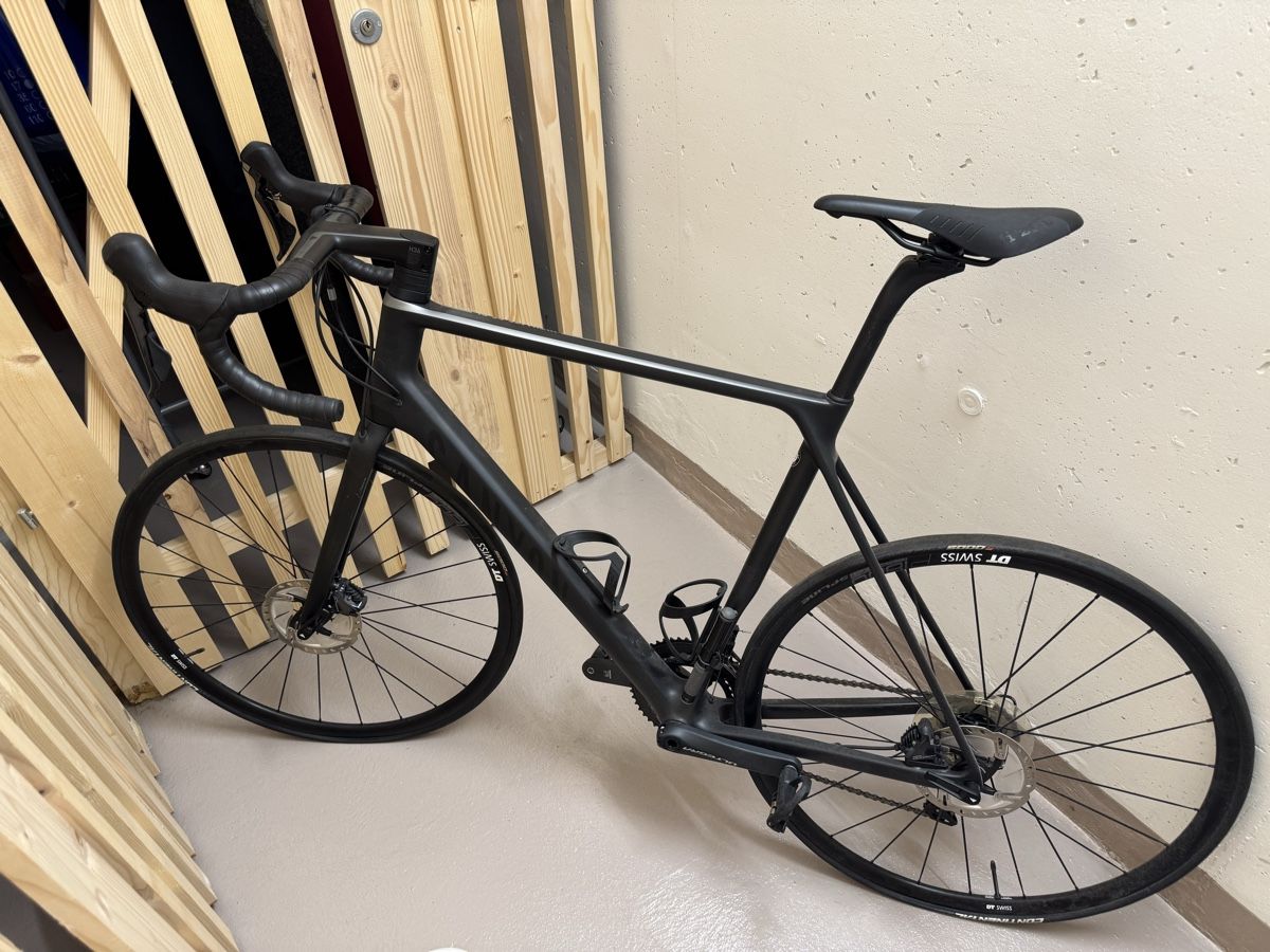 Canyon Velos: Canyon Ultimate CF SL Disc 8.0 XL Ultegra – Gebraucht aus Zürich von rafael.hofmann 3