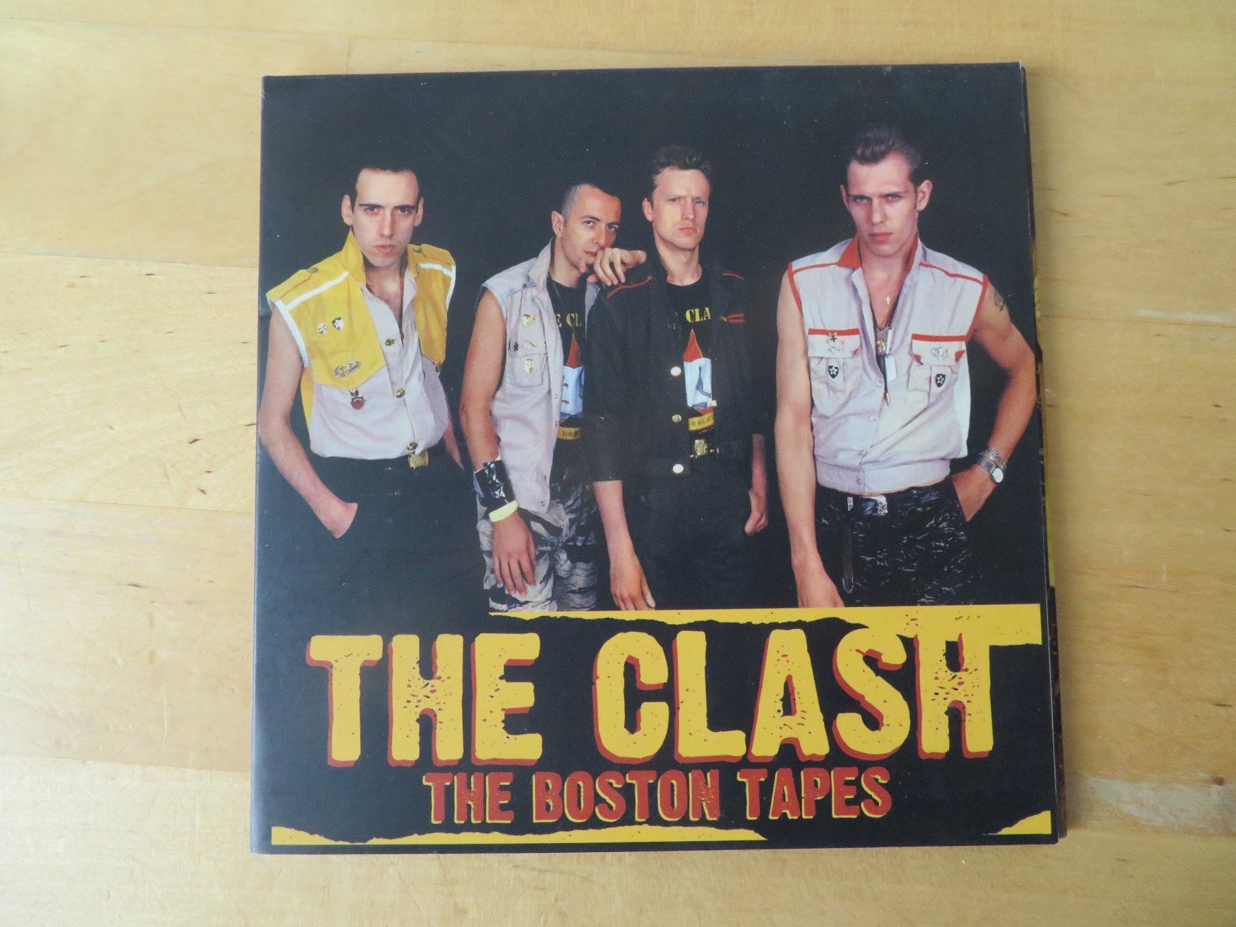 CD: THE CLASH "The Bosten Tapes" – Nuovo (secondo la descrizione) da zürich venduto da Goldimmund