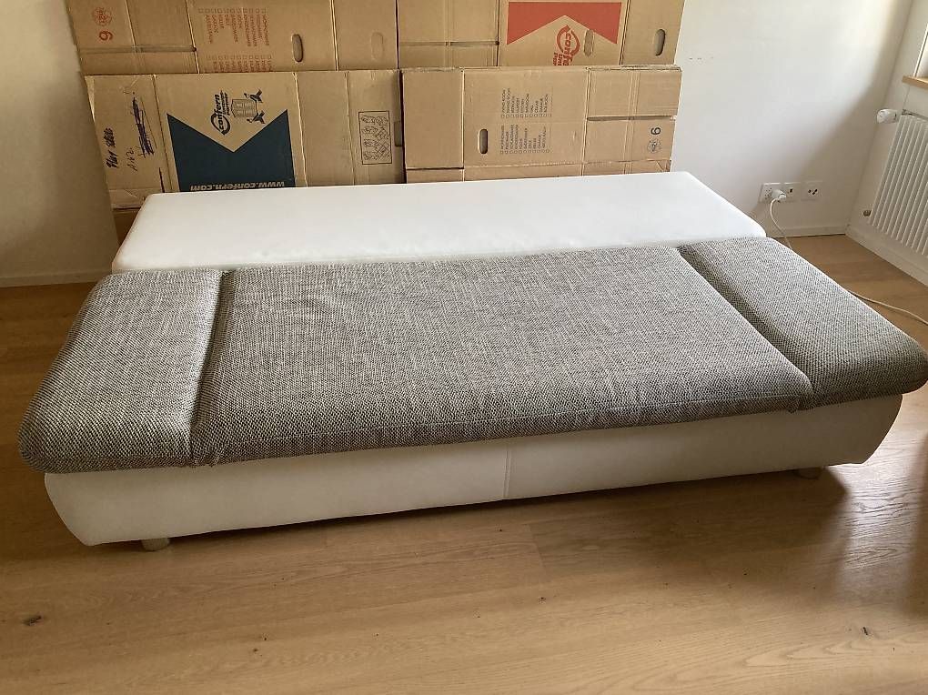 Sofas: Elegante Couch – D'occasion à Bolligen par abara1 2