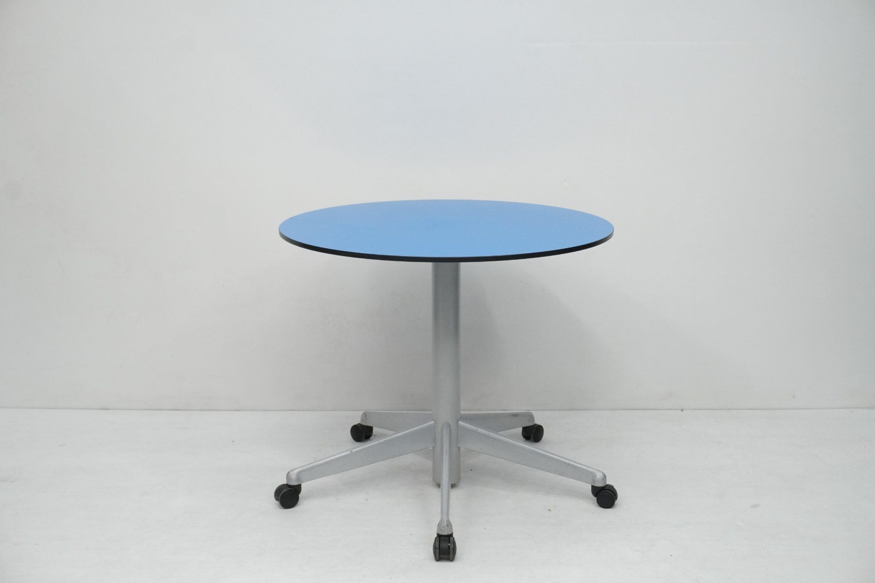 Tavoli: Werndl Sitzstehtisch 80 x 66.5 - 108 cm – Usato da Bad Zurzach venduto da QLASSIQ