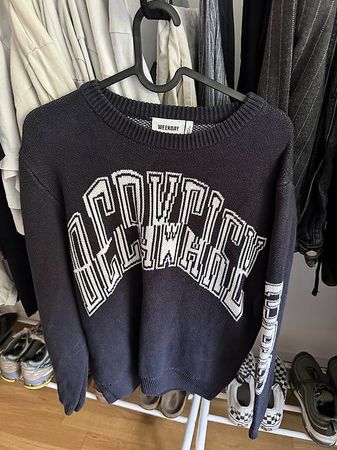 Weekday Pullover