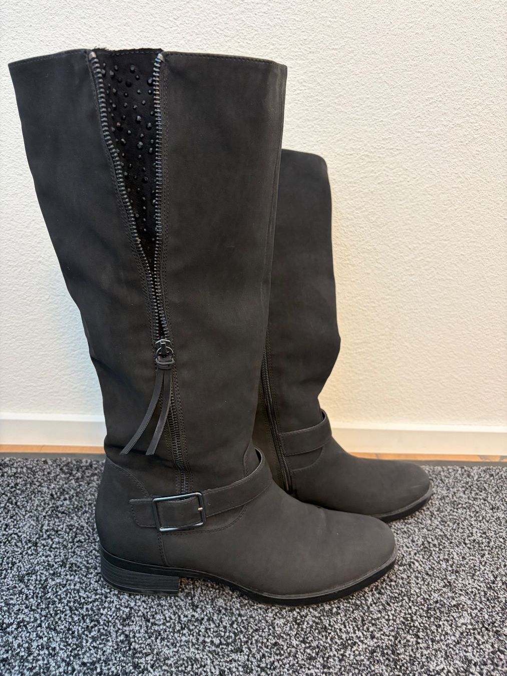 Scarpe da donna: Damen Stiefel Gr. 41 – Usato da Schlierbach venduto da Sani-123 1