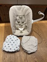 Stokke Newbornschale mit 2 extra Bezügen und Spielzeughalter