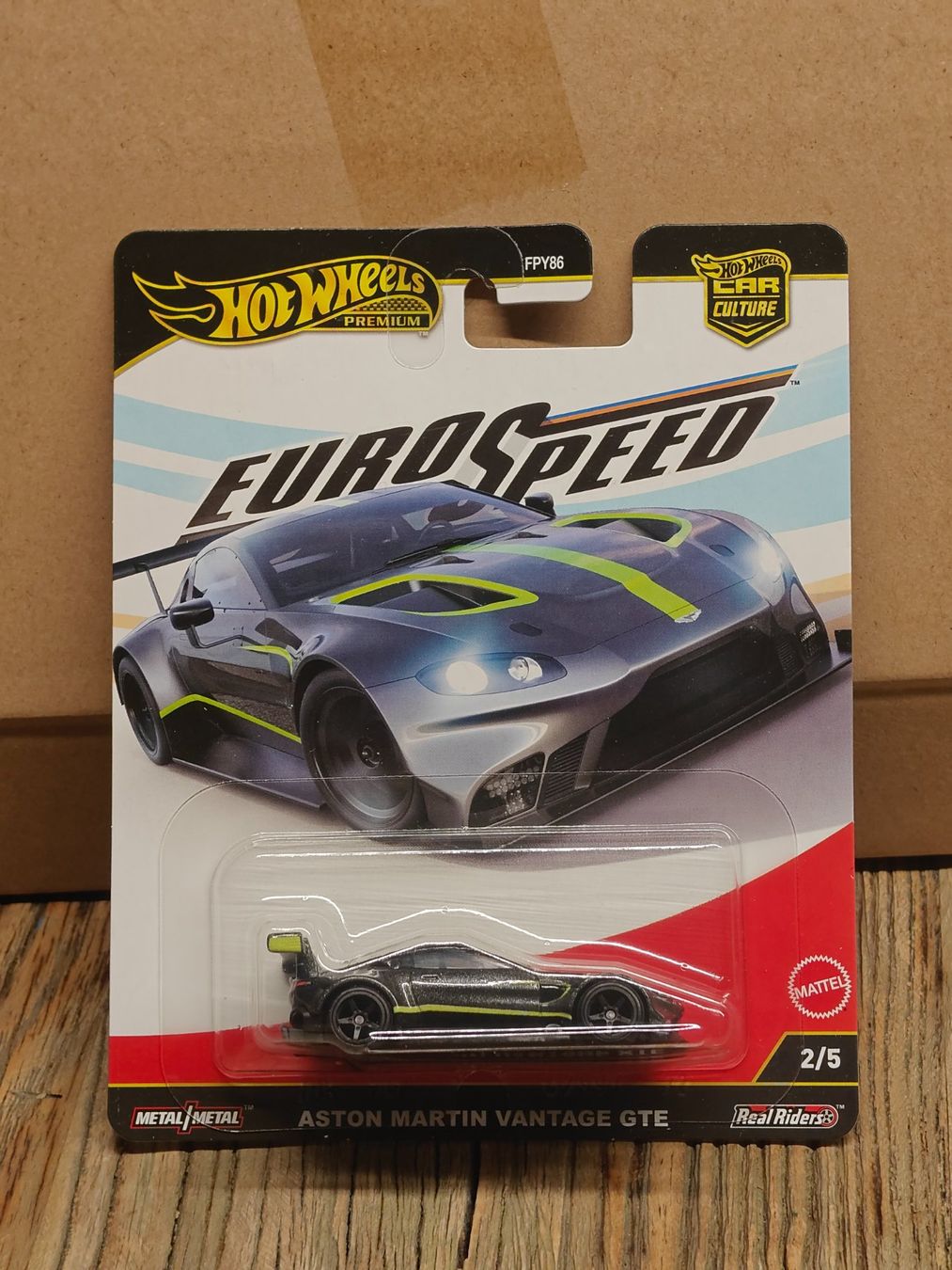 Hot Wheels Modellautos: Hot Wheels Premium Aston Martin Vantage GTE – Neu und originalverpackt aus Flaach von ste_7cwf
