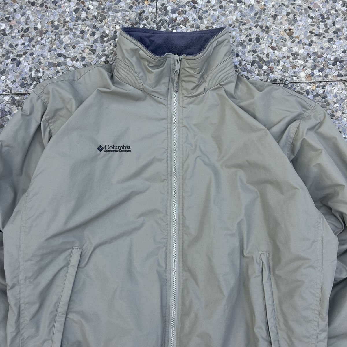 Columbia Vestes: Columbia fleece lined jacket – D'occasion à brent par fukusapes 1