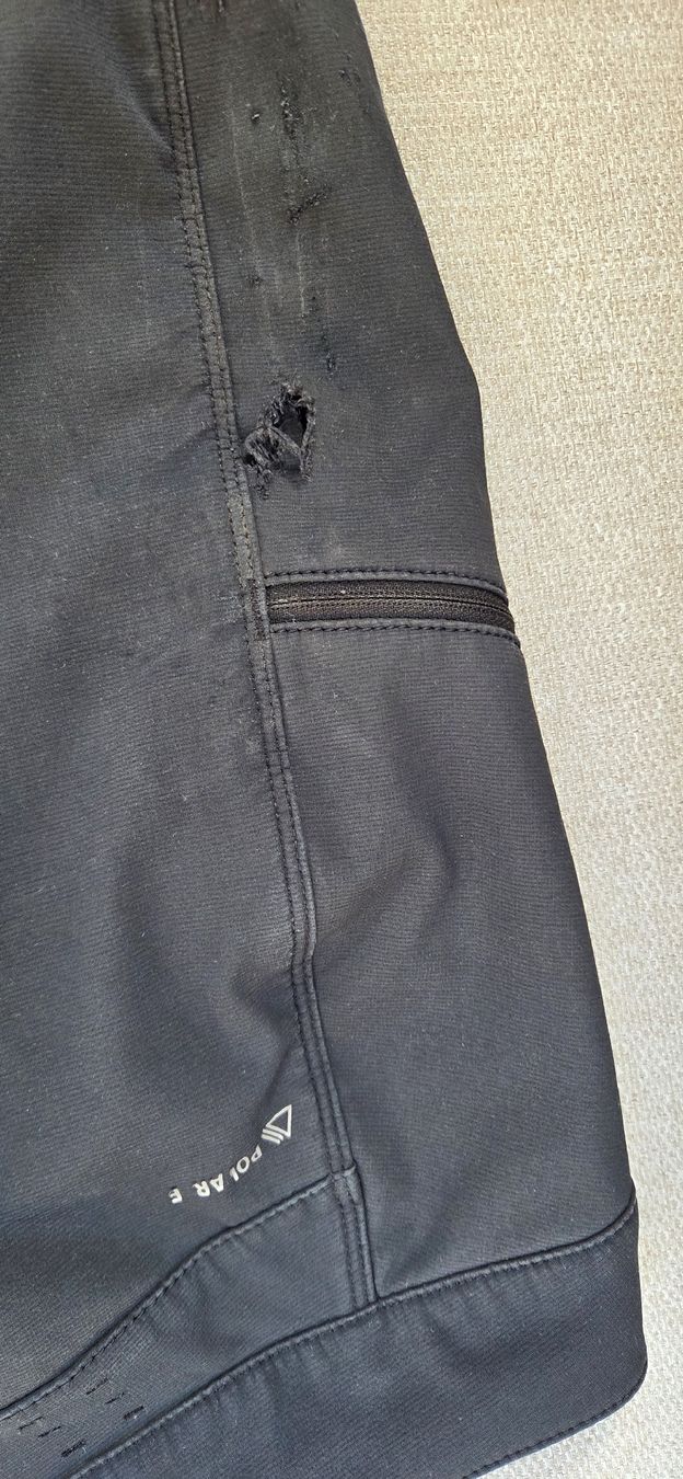 Fox Hosen: Fox Defend Hose Grösse 32 defekt – Gebraucht aus Oberwangen b. Bern von Levidog 4