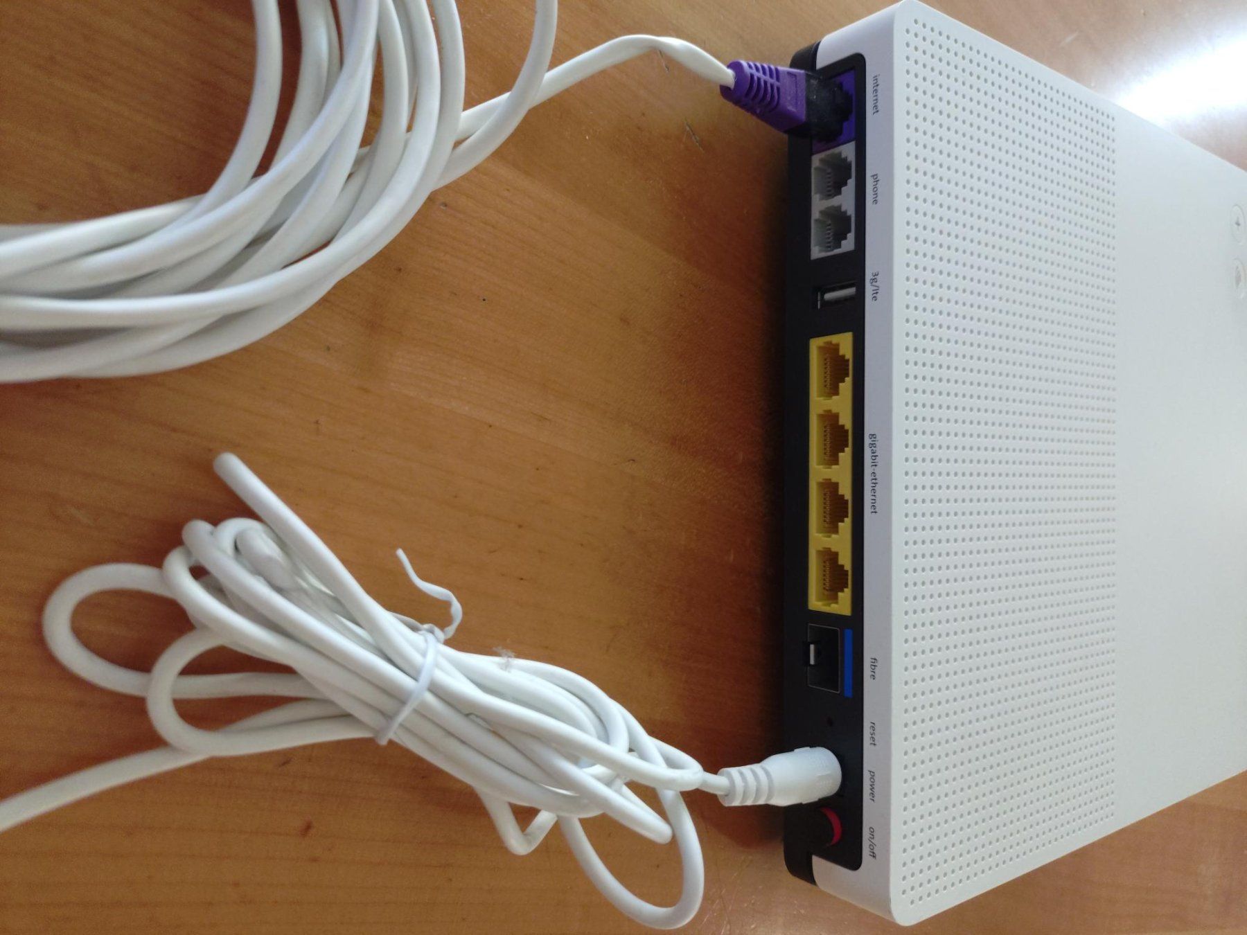 Swisscom Modems & Router: Router Internet-Box standard VRV9519 Swisscom mit Netzteil – Gebraucht aus Rüti ZH von wern05 6