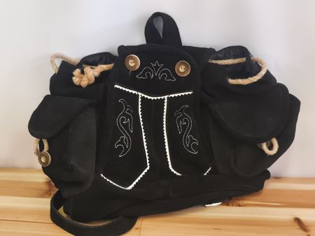 Rucksack schwarz mit Stickerei und Knöpfen, neu(A50)