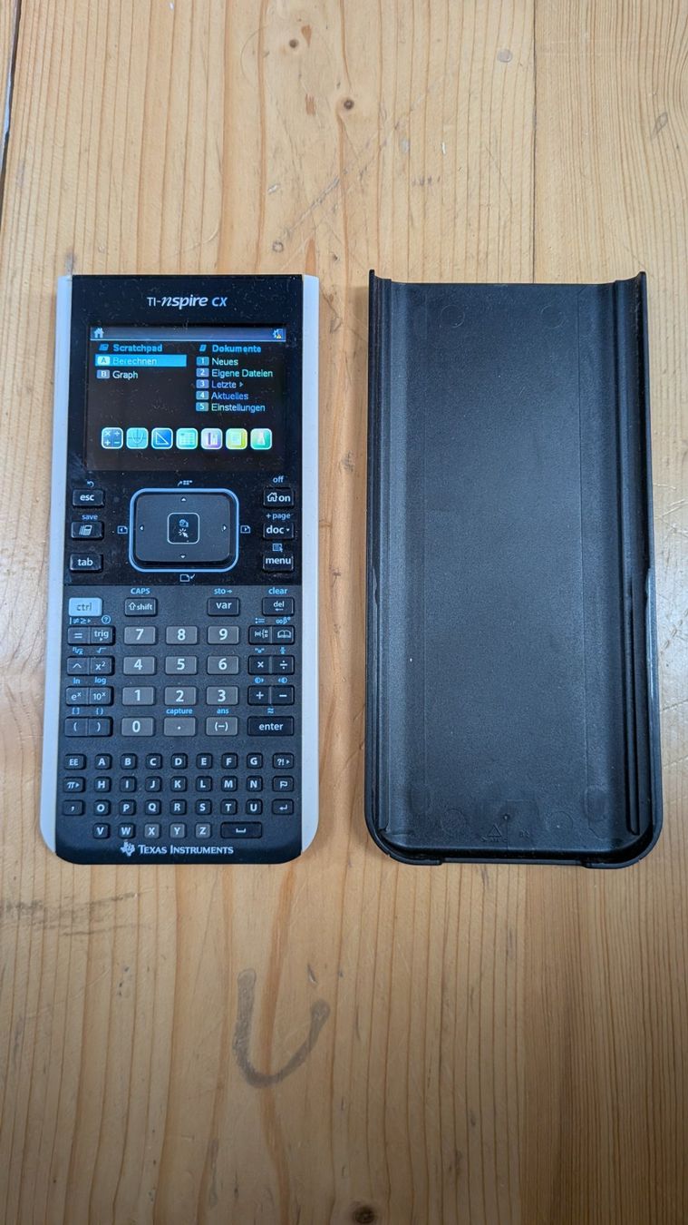 Texas Instruments Calcolatrici tascabili: Grafikrechner TI-Nspire CX – Usato da Meinisberg venduto da Pink_Panther_