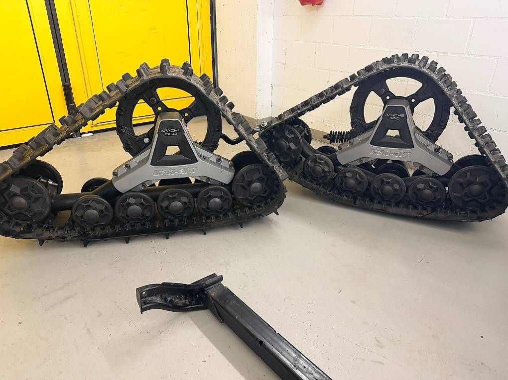 ATV / Quad: CAN AM APACHE 360 RAUPENSYSTEM 650-1000 G2 – Usato da Baar venduto da Fahrzeug-Technik-neu 2