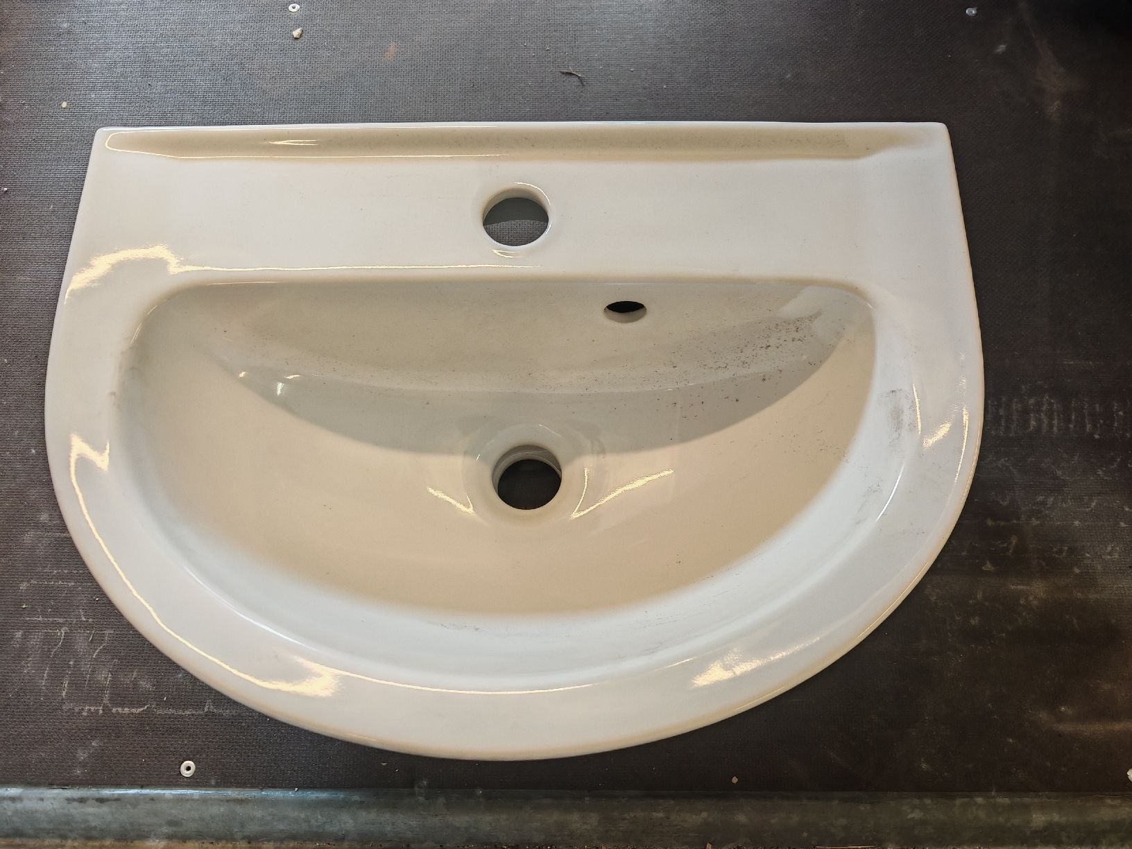 Spülbecken & Waschbecken: Lavello, Handwaschbecken – Neu (gemäss Beschreibung) aus Castione von Giusel