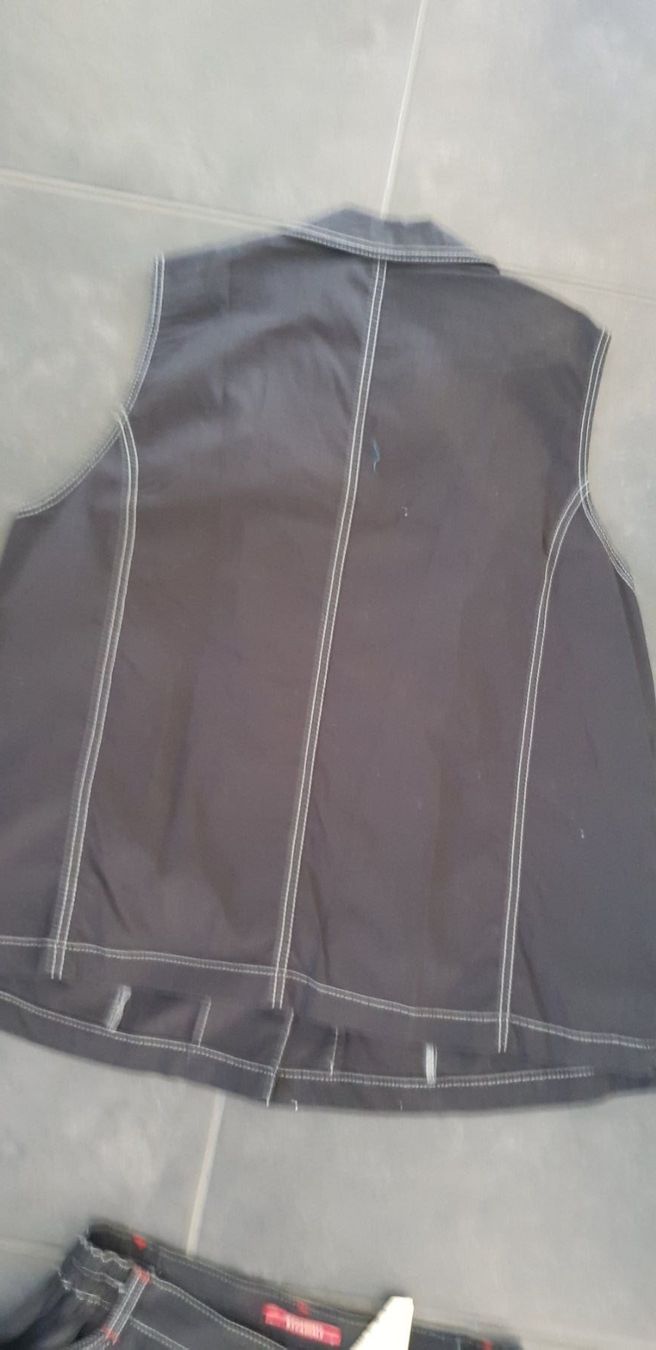 Lotti di vestiti: Hose mit Gilet Gr. 46 – Usato da WALTERSWIL SO venduto da thb_ybm8 3