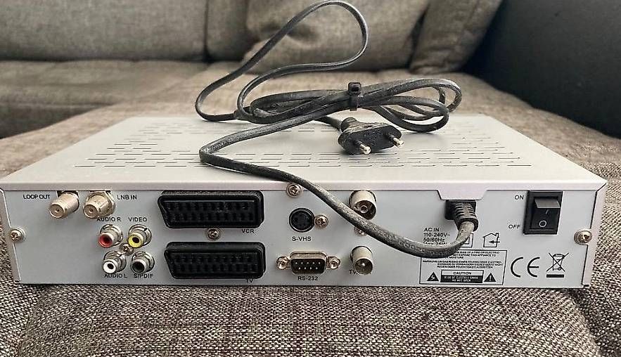 Récepteurs: Sat / Satelitte Reciver – D'occasion à Chur par Flre 1