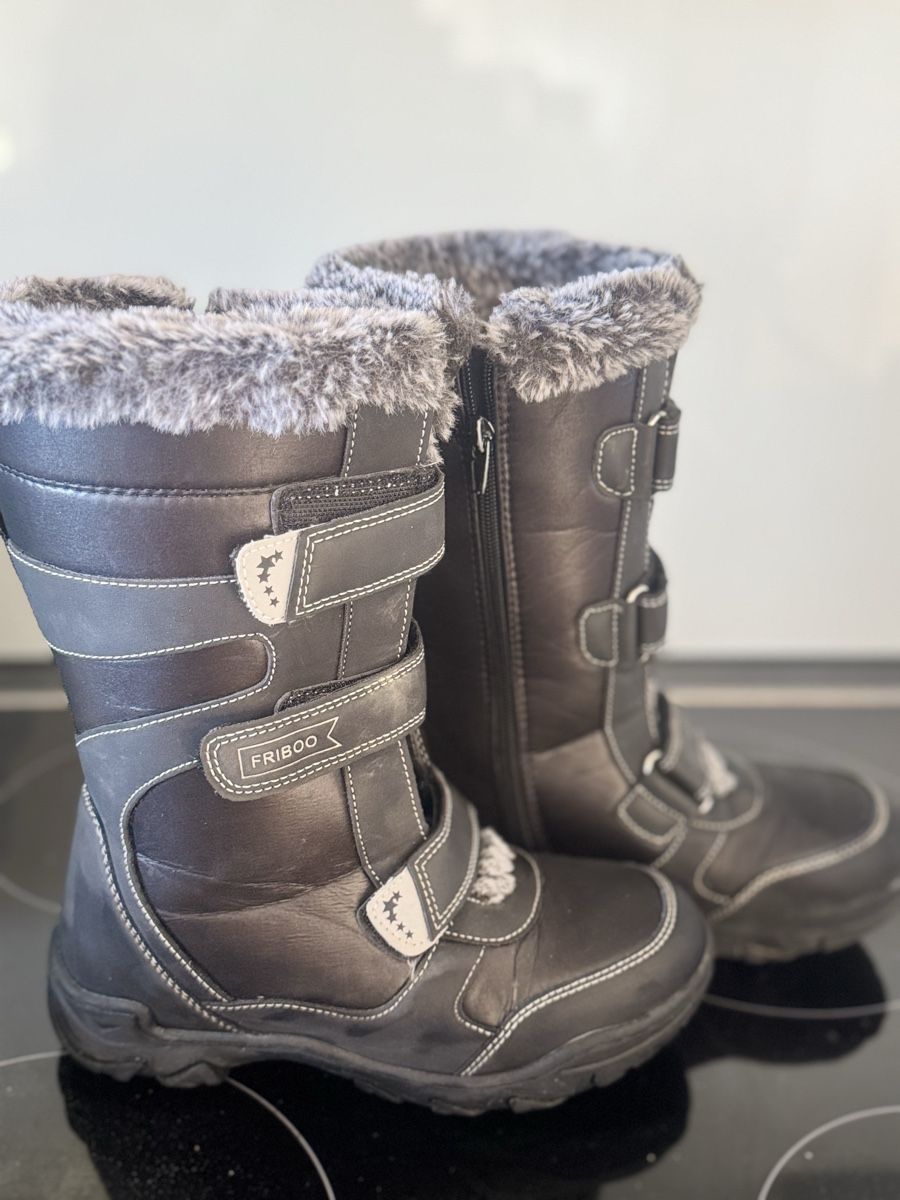 Schuhe für Mädchen: Winterstiefel 35 – Neu (gemäss Beschreibung) aus Schlieren von Fam.Baumi