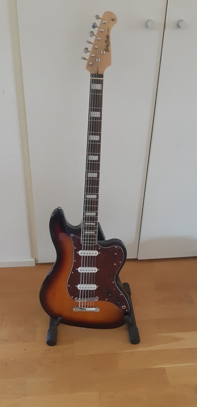 Harley Benton Strumenti musicali: Harley Benton Guitarbass – Nuovo (secondo la descrizione) da Luzern venduto da pirovino73