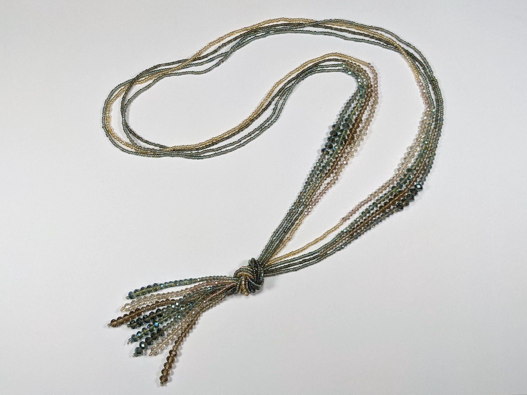Catenine: Lange Glasperlen-Kette im 1920er Stil – Nuovo e nell'imballaggio originale da Meilen venduto da GypsyCat 1