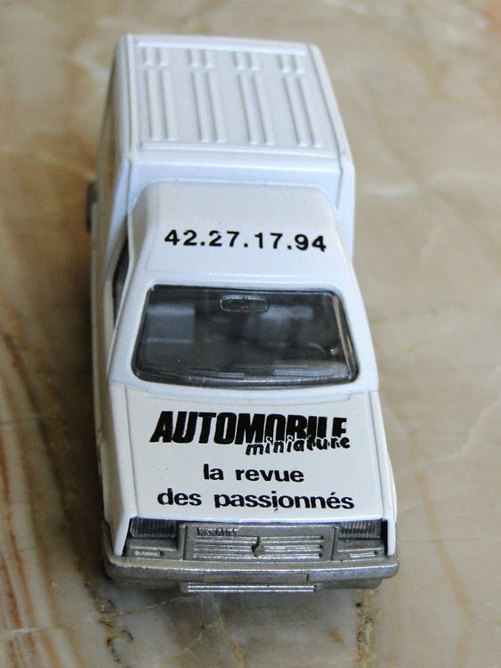 Majorette 233 - Renault Express Fourgonnette Pub Esys-Montenay, Neuve Sous Boîte