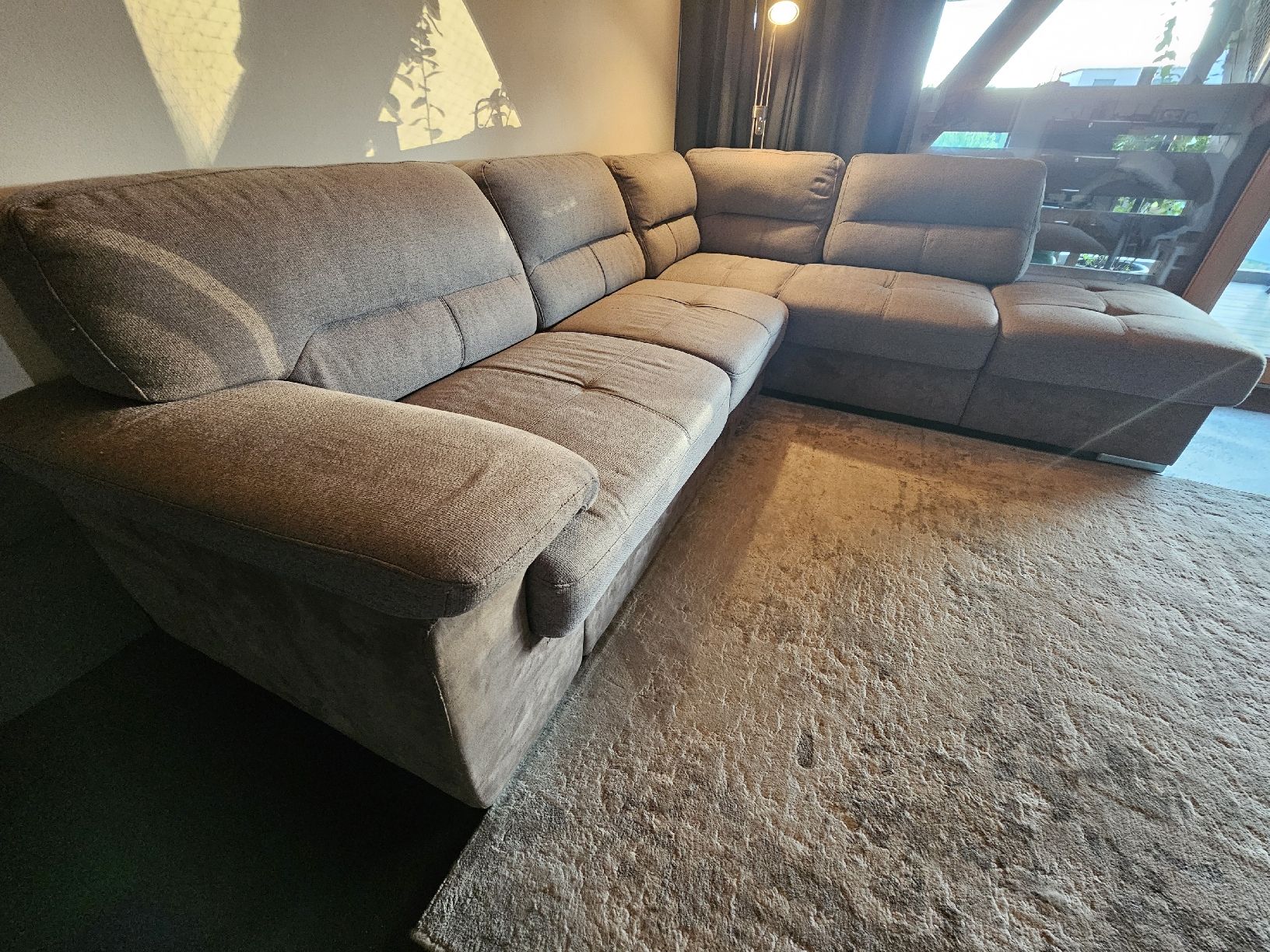 Divani: Schönes Ecksofa / Bettsofa – Usato da Utzenstorf venduto da inf_m97n 3