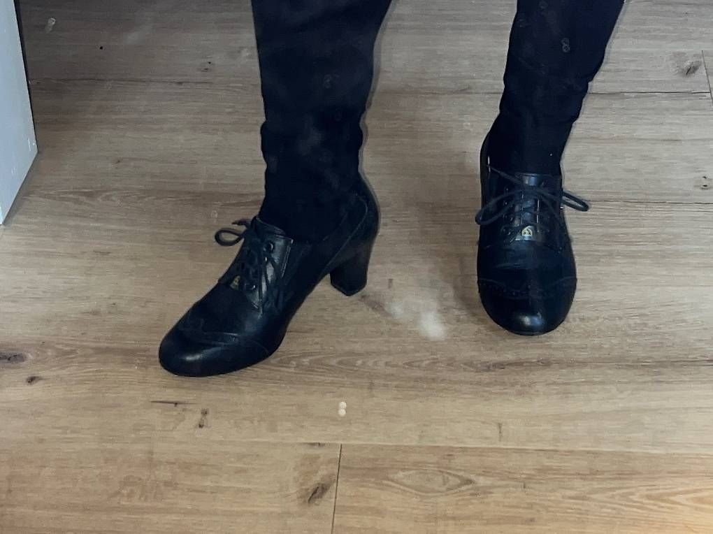 Scarpe da donna: Abeba Absatzschuhe Damen Gr. 37 – Usato da Berg TG venduto da LilBobaa 1