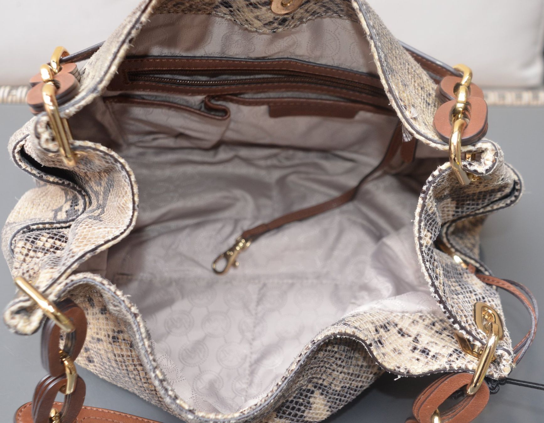 Michael Kors Borse da donna: Michael Kors Tasche /  sac – Usato da Collonges venduto da arashee 6