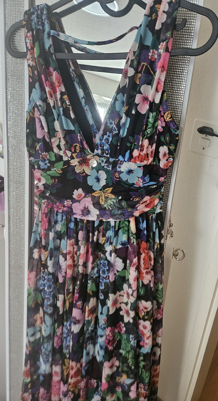 Vestiti: kleid Artigli – Usato da Luzern venduto da Dan_8m79 1