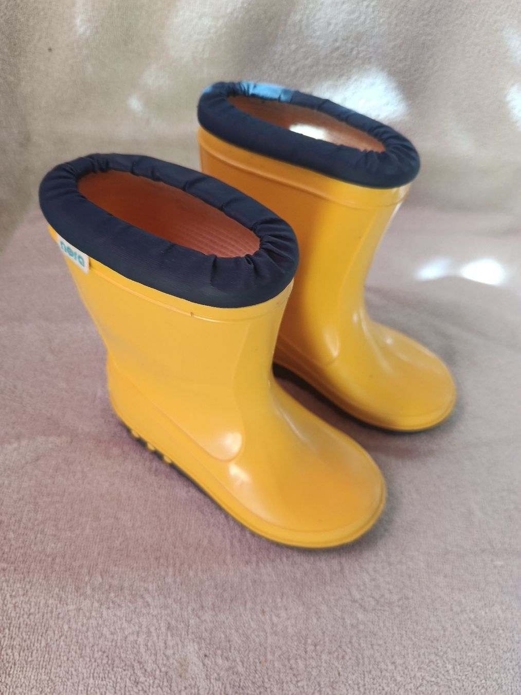 Schuhe für Jungen: Stiefel Gr.23 – Gebraucht aus Aarwangen von GiLANi