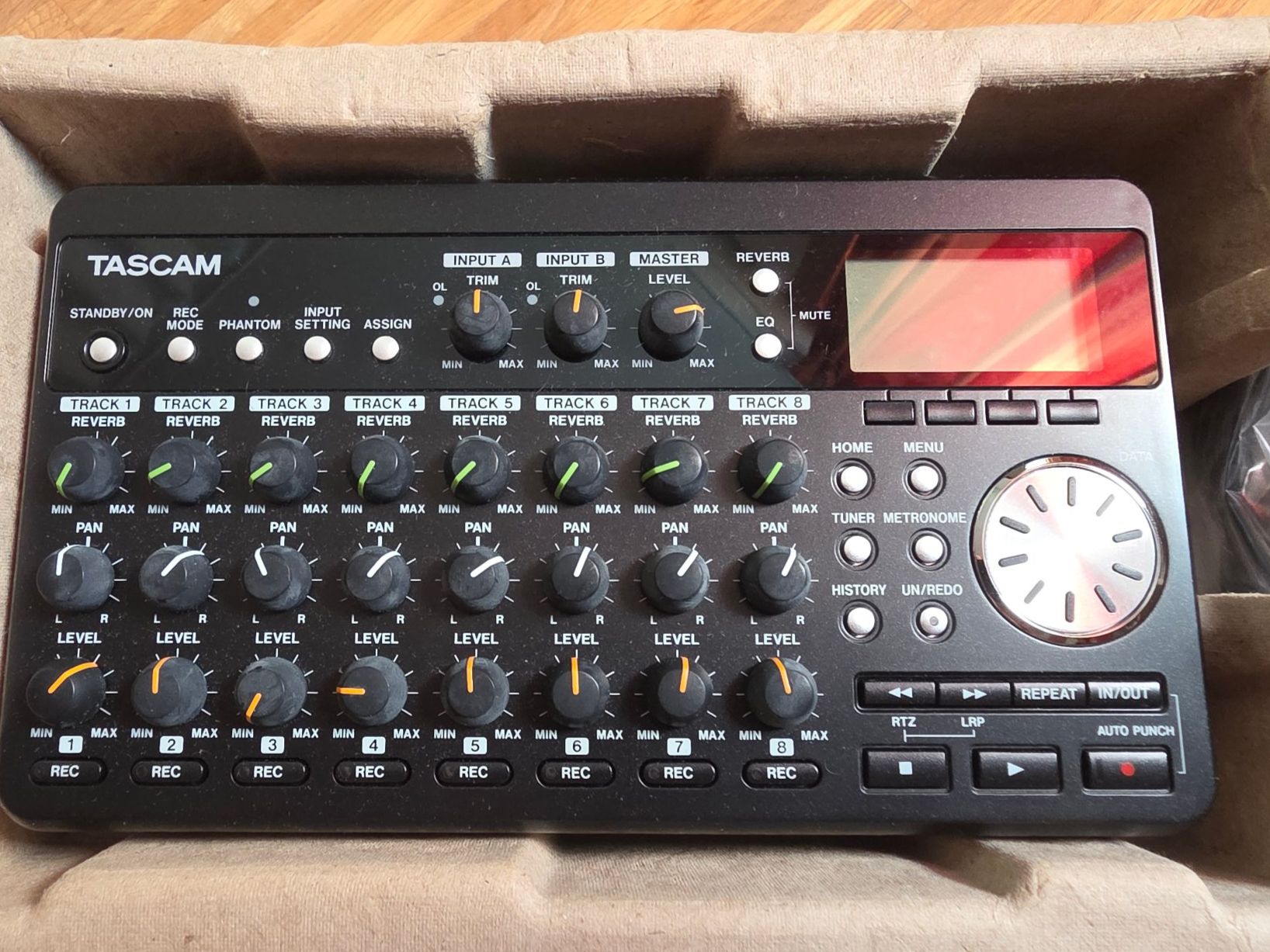 Tascam Enregistreurs: Tascam digitaler 8-Spur Rekorder – Neuf (Voir description) à Arlesheim par Y0G1ONE 1