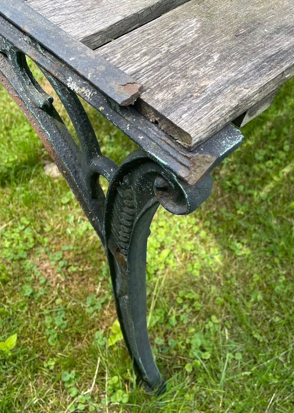 Altri mobili d'antiquariato: Tischbeine Guss – Usato da Burgdorf venduto da Bsb7 2