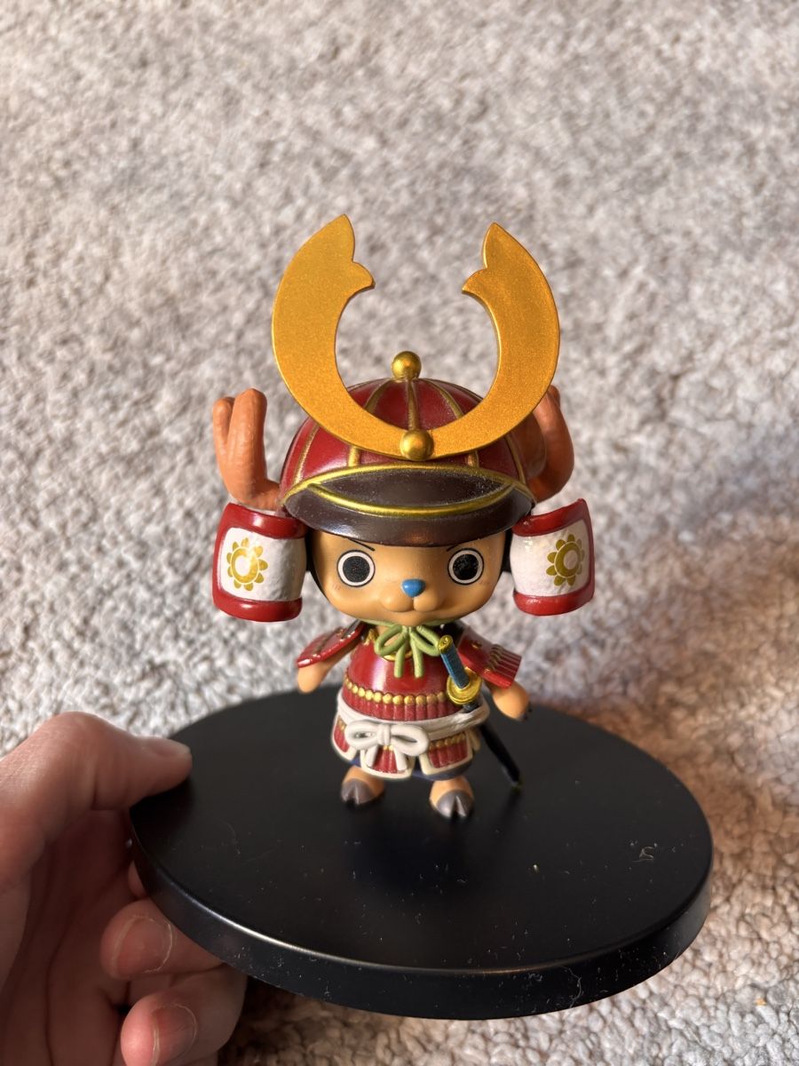 Giocattoli: One Piece - Tony Tony Chopper Samurai Armor Figure! – Nuovo (secondo la descrizione) da Ascona venduto da ElfieLove 4