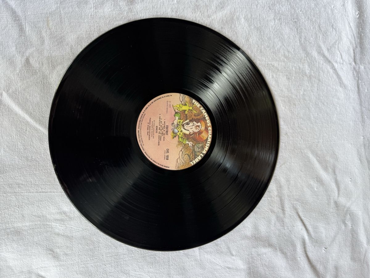 Dischi in vinile: Disque vinyle Genesis  – Usato da GRAND - LANCY venduto da petitpain67 4