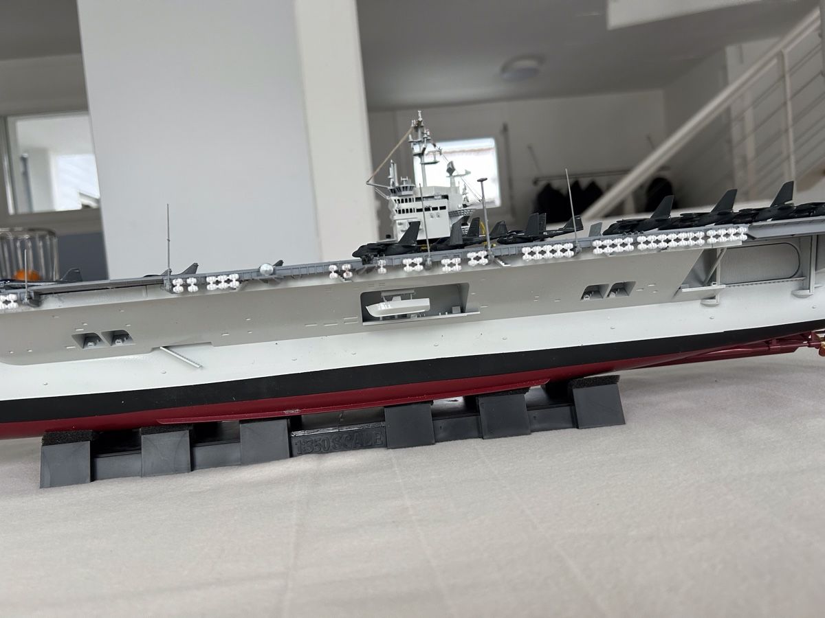 Tamiya Kit di modellismo & Modellini statici: Flugzeugträger Enterprise 1:350, Standmodell – Nuovo (secondo la descrizione) da Bennau venduto da skh01 6