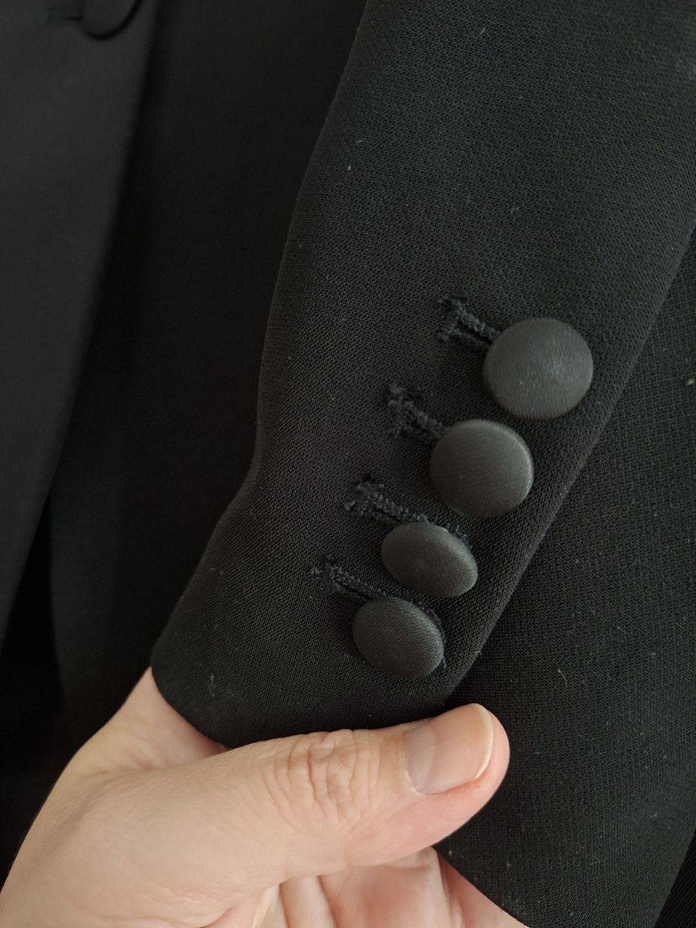 H&M Completi & Tailleur: Damensmoking – Usato da Oberengstringen venduto da Kimchimon 2
