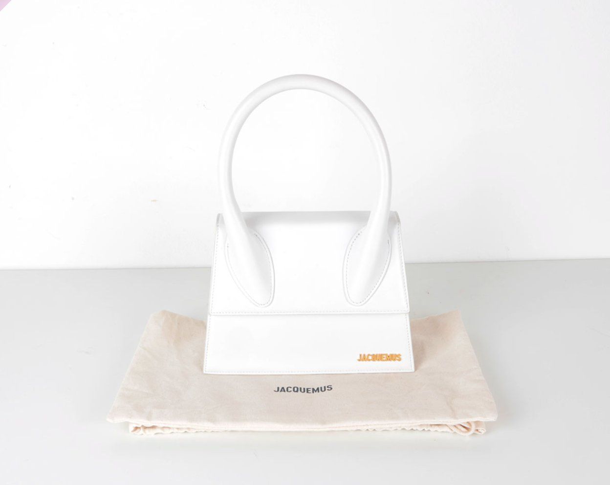 Jacquemus Borse da donna: Le long Chiquito blanc Jacquemus – Usato da Delémont venduto da Le38.shop