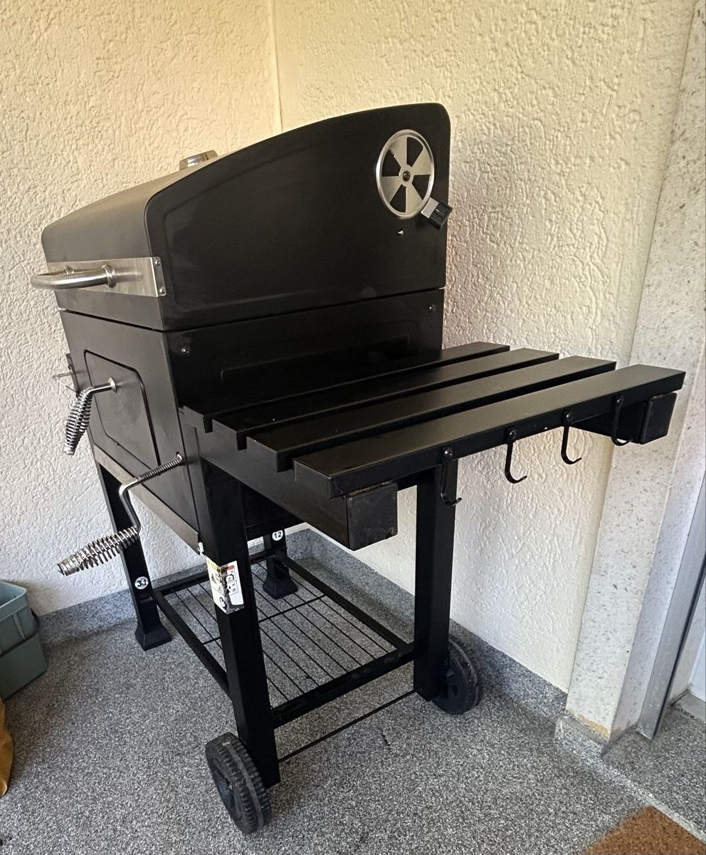 Griglie: Holzkohle grill – Usato da granges paccot venduto da RMBS 4