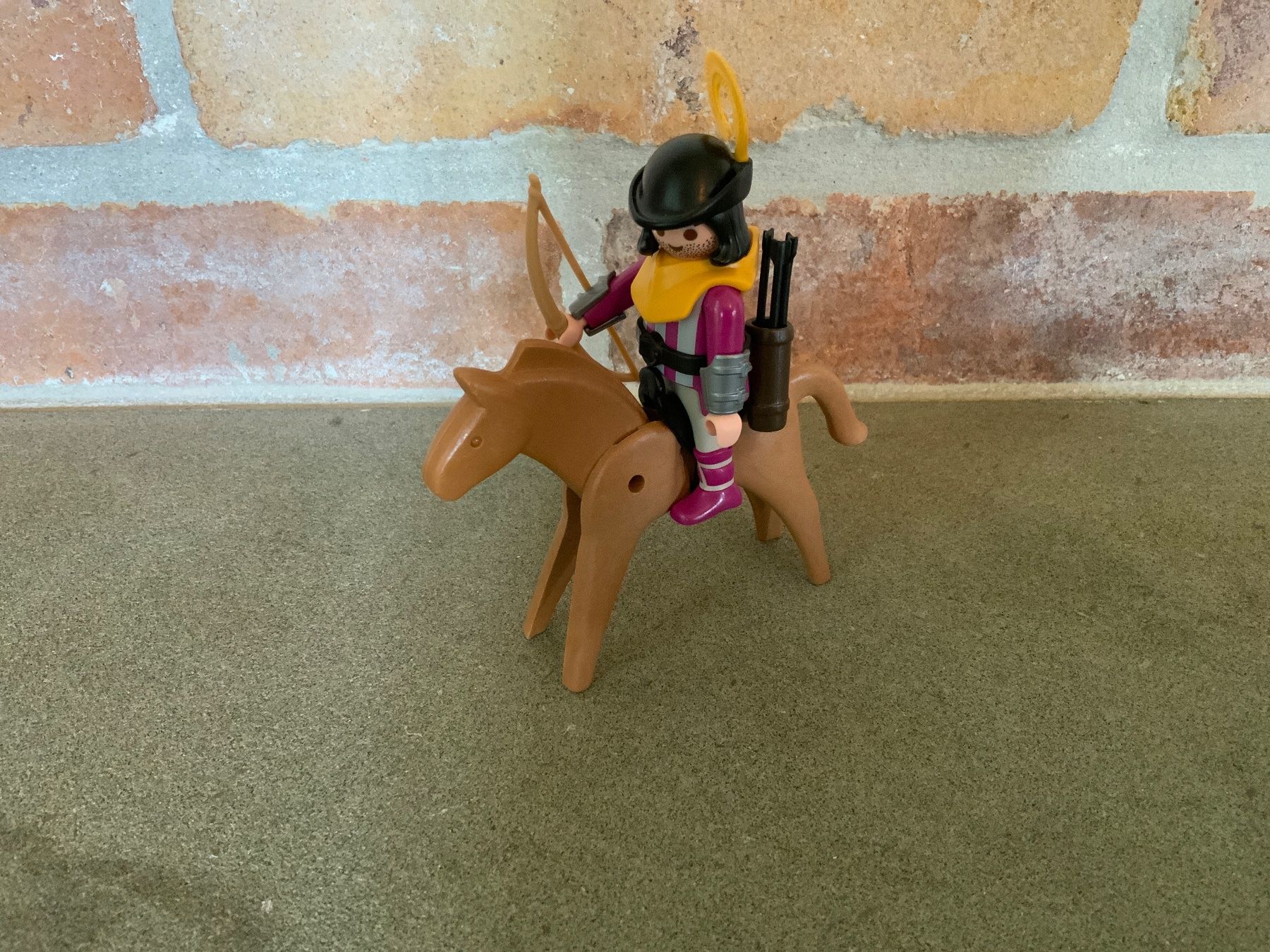 Playmobil Spielzeuge: Playmobil Jäger mit Pferden – Gebraucht aus Burgdorf von rainerw07 3