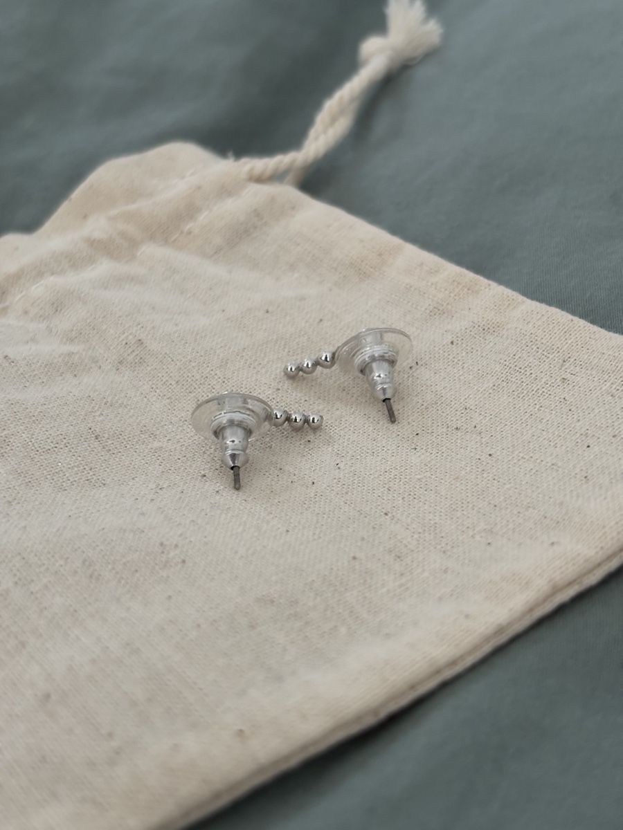Swarovski Ohrringe & -stecker: Ohrstecker Silber mit Steinen – Gebraucht aus Fehraltorf von lea_9bt5 1