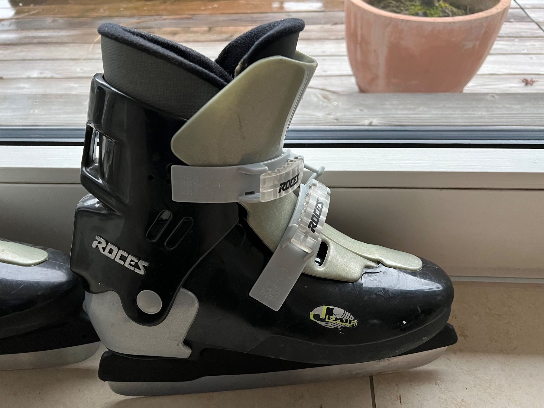 Patins à glace: Schlittschuhe Roces – D'occasion à Weesen par Elmax1